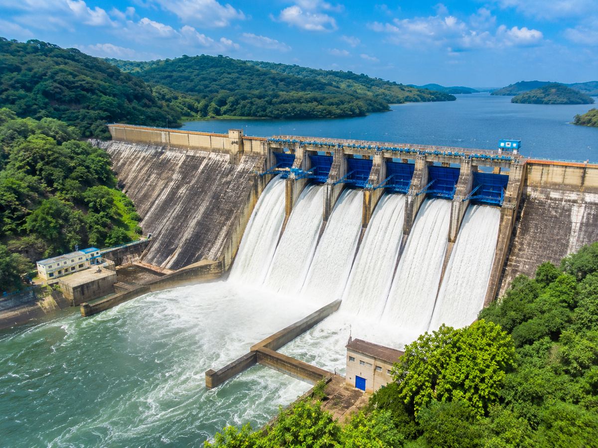 Hirakud Dam — Dam near Sambalpur, Sambalpur, Odisha — picnic spot photo